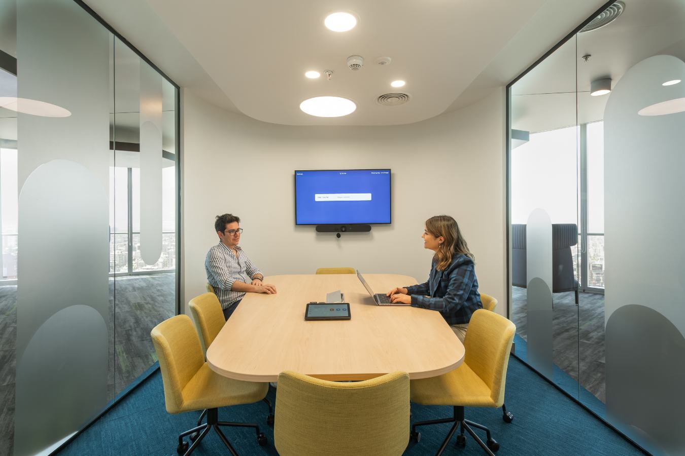 Checkr Offices - Private meeting room with acoustic glass walls and modern AV technology - Contract Workplaces.jpg